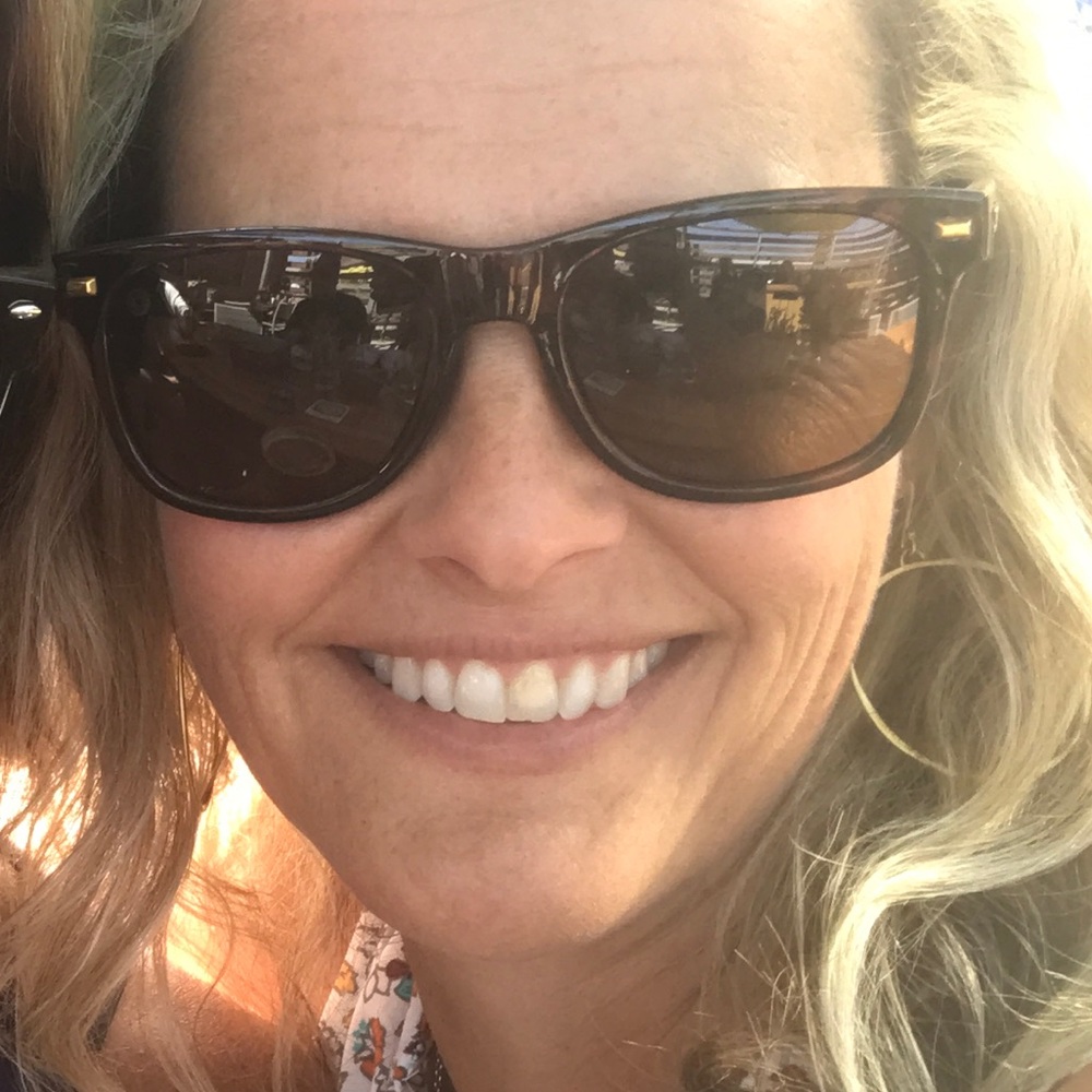 Meet your Posher, Nicole